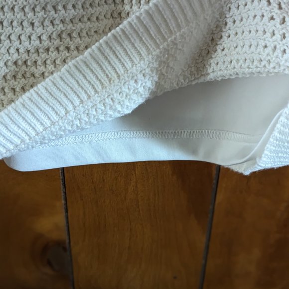 Simply Vera Sweater Tank Top - Picture 4 of 5